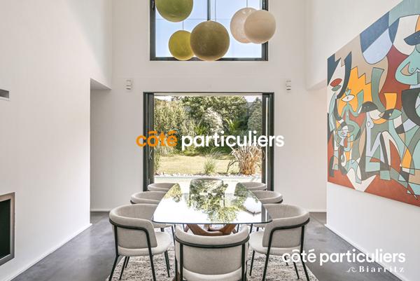 Vente Maison310 m² - 7 Pièces - ARCANGUES (64200)