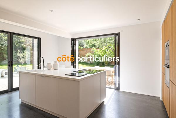 Vente Maison310 m² - 7 Pièces - ARCANGUES (64200)