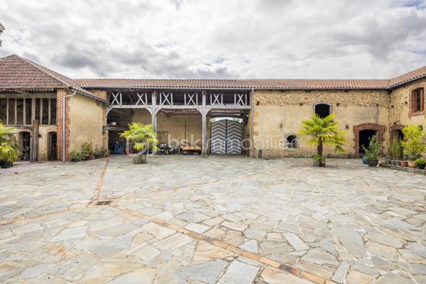 Bastide de 400,85 m²