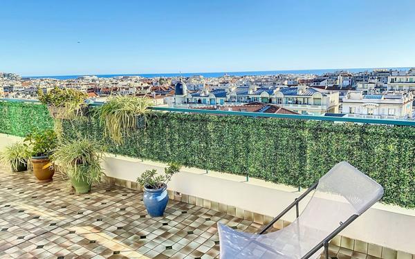 Appartement à vendre    2 pièces • 67,50 m2 Nice