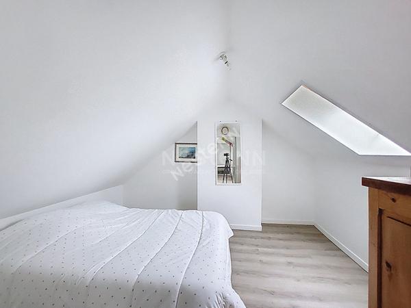 Nantes Nord : Exclusivité ! Maison rénovée avec goût 3 chambres, garage et percelle de 300 m² !  Proche toutes commodités.