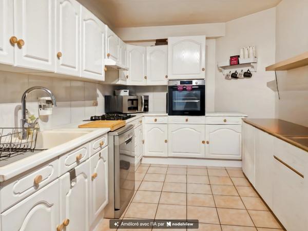 Maison à vendre 6 pièces MERU (60)