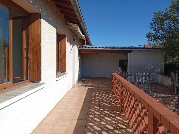 Maison à vendre 8 pièces  (09)