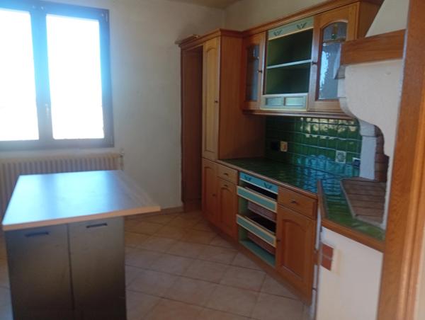 Maison à vendre 8 pièces  (09)