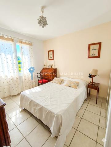 Villa
                                                                                                                                                                                                                                                                                                                        5 pièce(s)                                                                                                                                                                                                          5 chambre(s)                                                                                                                                                                                                          148  m²