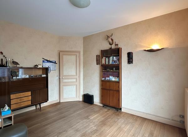 Vente Maison113,38 m² - 6 Pièces - VILLENEUVE SAINT GEORGES (94190)