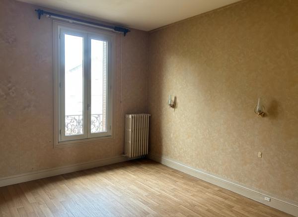 Vente Maison113,38 m² - 6 Pièces - VILLENEUVE SAINT GEORGES (94190)