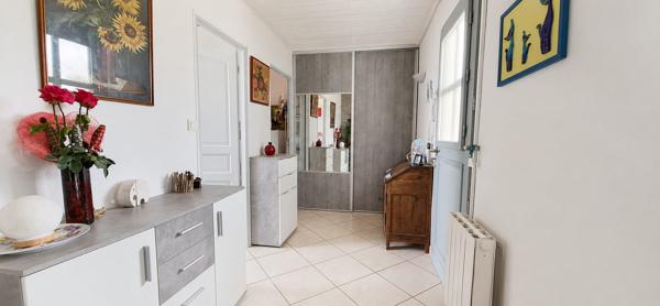 PIA (66) – Maison de plain-pied 4 faces sur un magnifique terrain arboré de plus de 2 000 m²