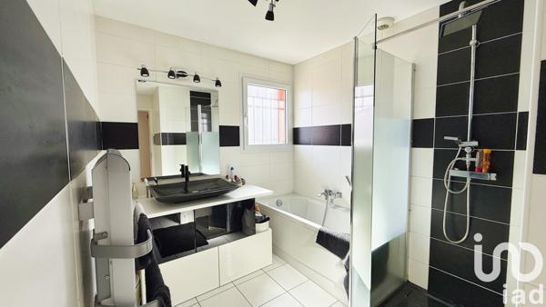 Maison à vendre 5 pièces 120 m² Bains