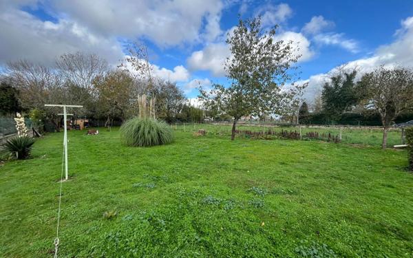 Maison à vendre    4 pièces •  Agris