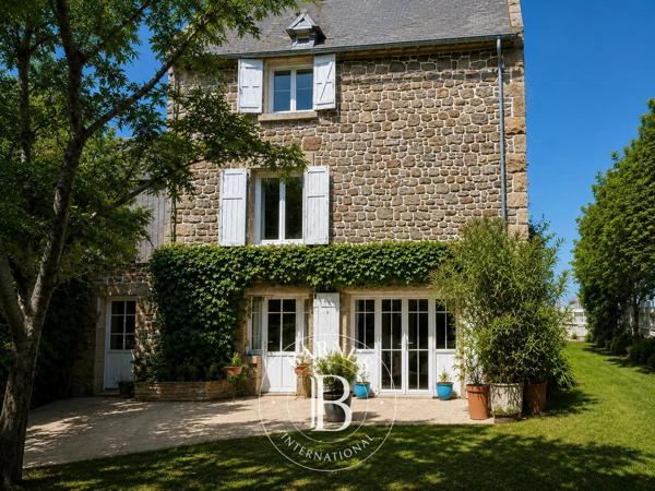 Saint-Lunaire, Maison  180 m² à vendre