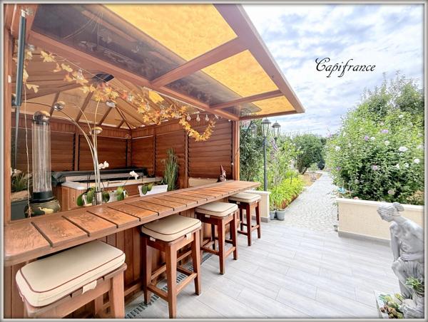 Maison à vendre 6 pièces 138 m² (174 m² au sol)  dépendance