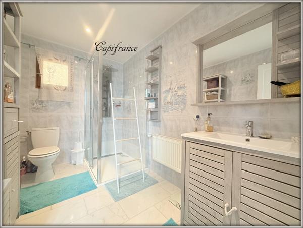 Maison à vendre 6 pièces 138 m² (174 m² au sol)  dépendance