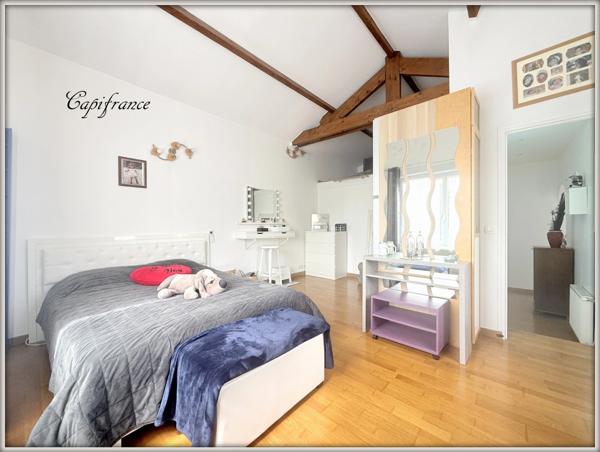 Maison à vendre 6 pièces 138 m² (174 m² au sol)  dépendance