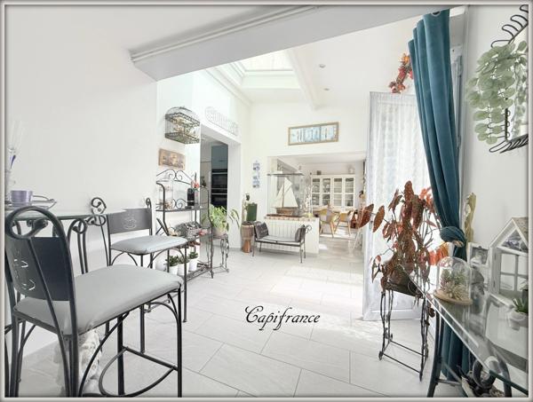 Maison à vendre 6 pièces 138 m² (174 m² au sol)  dépendance