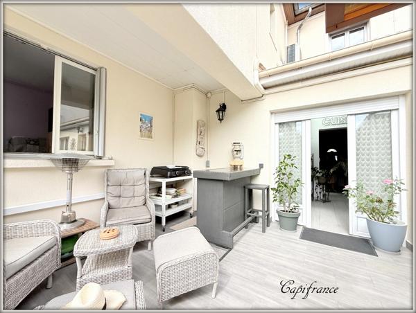 Maison à vendre 6 pièces 138 m² (174 m² au sol)  dépendance