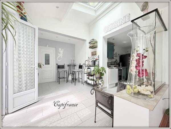 Maison à vendre 6 pièces 138 m² (174 m² au sol)  dépendance
