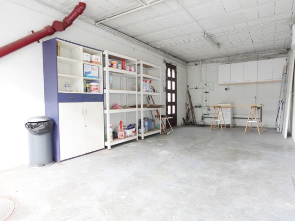 Maison
         5 pièces
        - 155 m² Exclusivité 525 000 € *