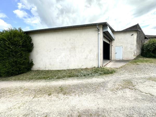 Maison de village 8 pièce(s) 5 chambre(s) 215 m²