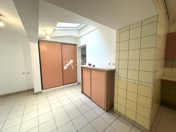 Maison de village 8 pièce(s) 5 chambre(s) 215 m²