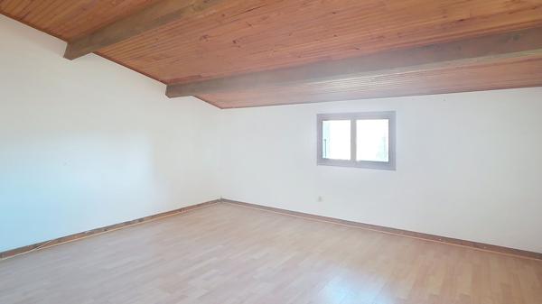 Maison à vendre de 70 m² à Nérac - 3 pièces, 2 chambres avec garage et jardin