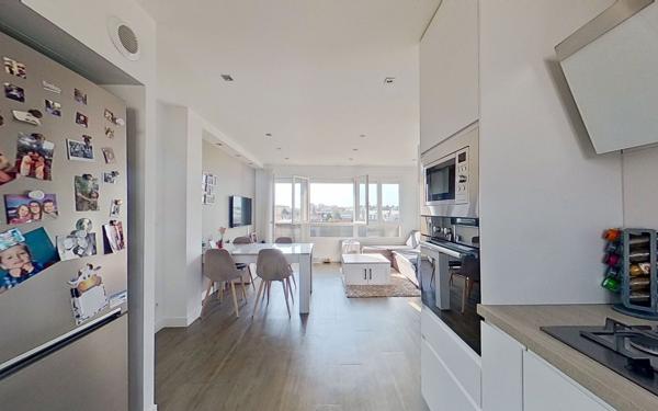 Appartement à vendre    4 pièces • 69,94 m2 Villeurbanne