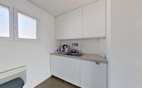 Appartement à vendre    4 pièces • 69,94 m2 Villeurbanne