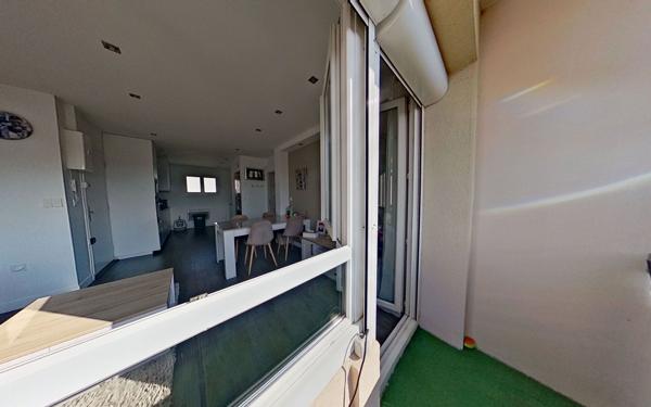 Appartement à vendre    4 pièces • 69,94 m2 Villeurbanne