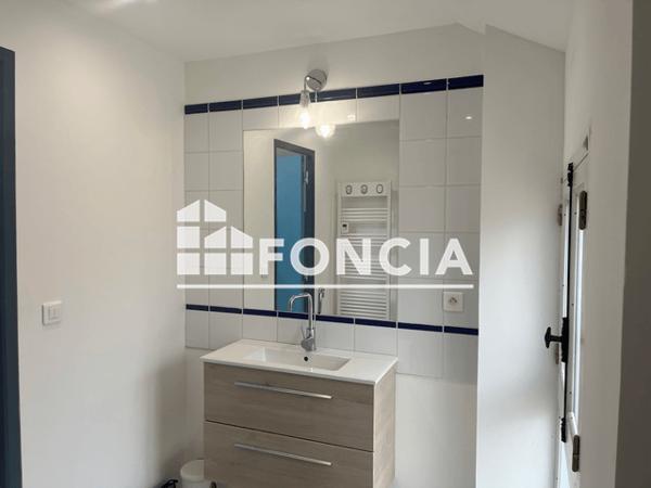 Location Appartement meublé 2 pièces 109.04 m² - 32 GRANDE RUE Sable Sur Sarthe 72300