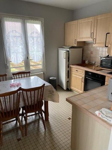 Pavillon sur sous sol 3 chambres à Cerilly