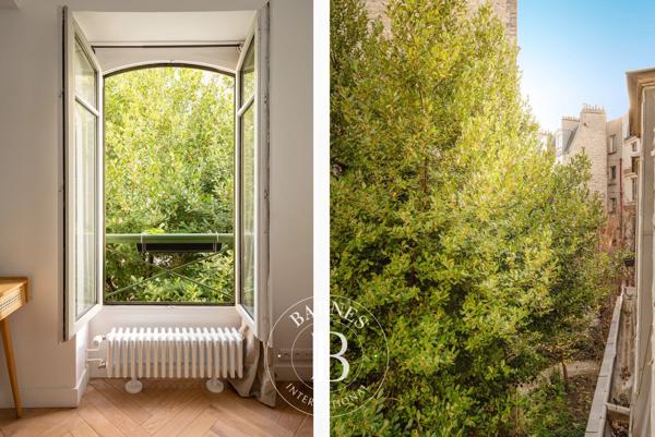 Paris 18ème, Appartement 6 Chambres -  159 m² à vendre