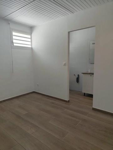 Location                                                      Appartement
                        
                     2 pièces                      30 m2                     à Sainte-Marie