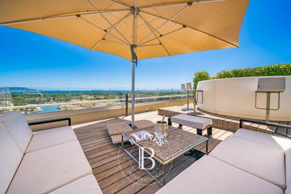 Mandelieu-la-Napoule, Appartement 3 Chambres -  194 m² à vendre