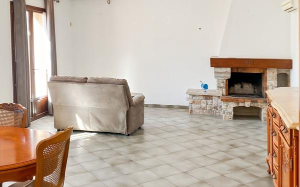 Maison à vendre    5 pièces •  Pierrelatte