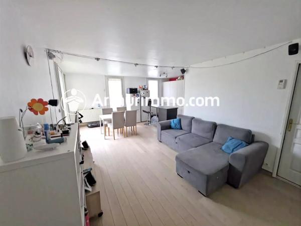 Vente Appartement 4 pièces 82 m2 à Nandy