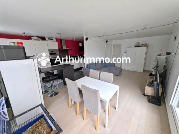 Vente Appartement 4 pièces 82 m2 à Nandy