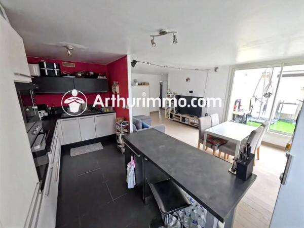 Vente Appartement 4 pièces 82 m2 à Nandy