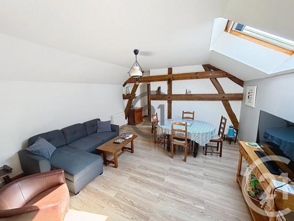 Immeuble à vendre  122 m 2   VALRAVILLON  - 89
