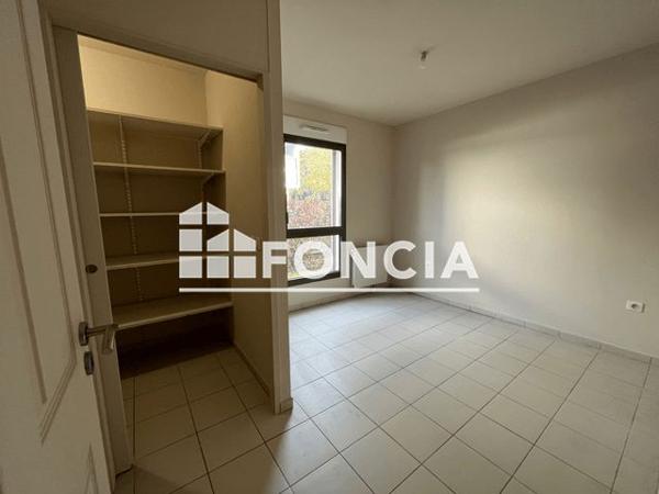 Location Appartement 4 pièces 106.2 m² - 1 MAIL MARYSE BASTIE BAT E Nimes 30000