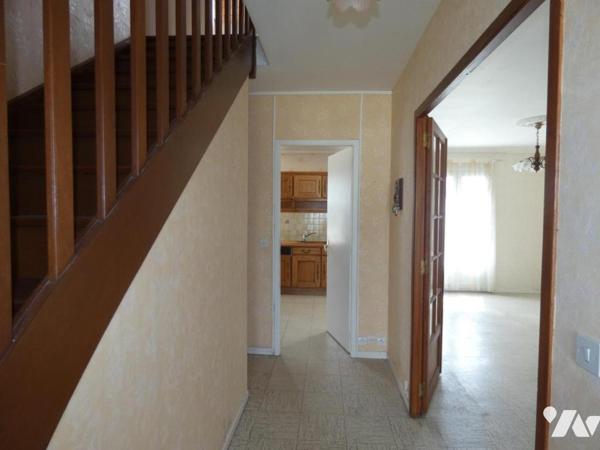 CHATEAUNEUF DU FAOU- Maison sur grand terrain