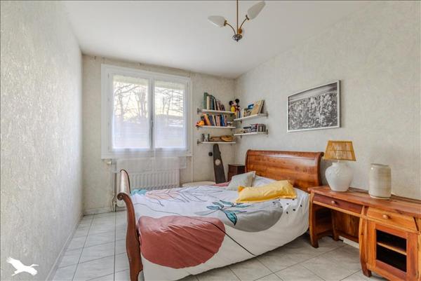 Appartement à vendre |  Carbon-Blanc |  4 pièces | 68 m²