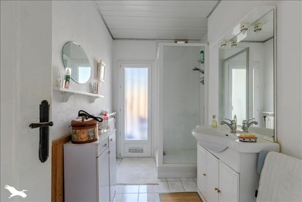 Appartement à vendre |  Carbon-Blanc |  4 pièces | 68 m²