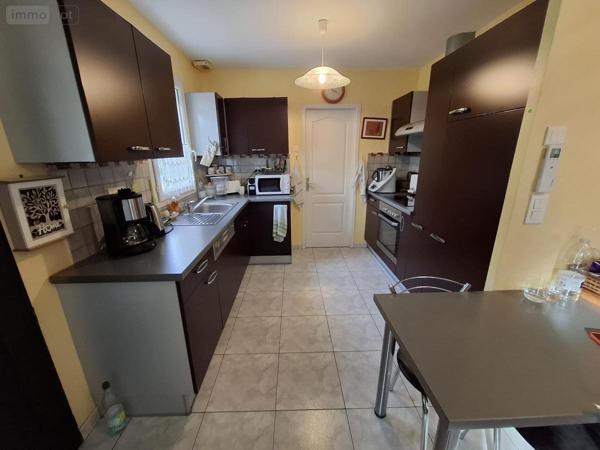 Maison à vendre à Saintes en Charente-Maritime (17100), ref : 17111-714