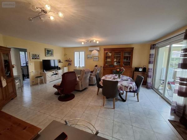 Maison à vendre à Saintes en Charente-Maritime (17100), ref : 17111-714