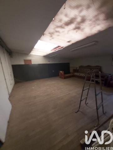 Immeuble à vendre 575 m² Champigny