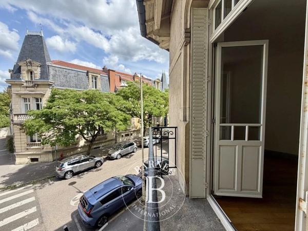 Nancy, Appartement 2 Chambres -  100 m² à vendre