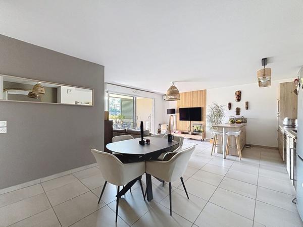 FREJUS CAPITOU - T3 avec Garage et Parking au calme avec terrasse sans vis-à-vis