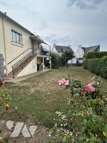 Maison plein centre d'Yffiniac