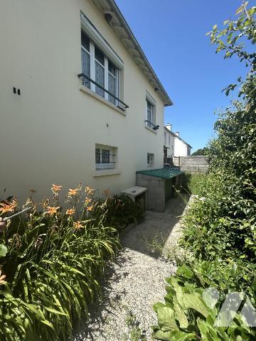 Maison plein centre d'Yffiniac