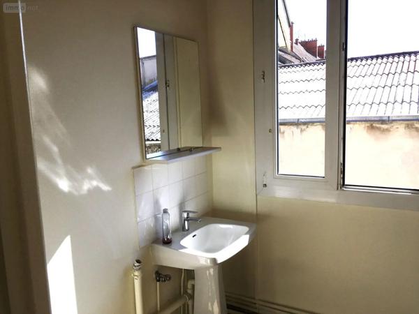 Location - Appartement Vitry-le-François 51300 2 pièces 46 m 2